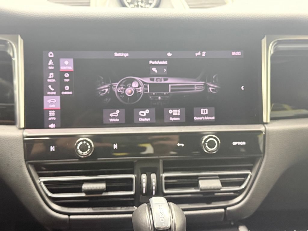 Used 2024 Porsche Macan S AWD/4WD image 28