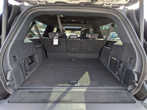 Certified 2025 Lincoln Navigator L Black Label image 15