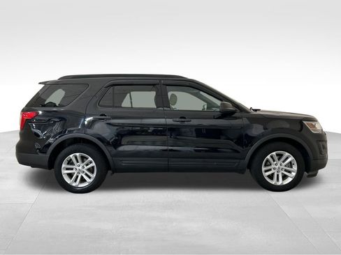 Used 2017 Ford Explorer FWD image 7
