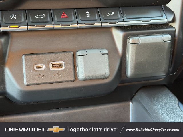 Used 2020 Chevrolet Silverado 1500 RST w/ Texas Edition RWD image 21