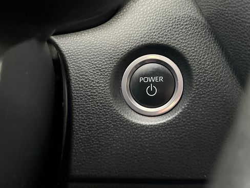 Used 2024 Toyota Corolla LE image 21