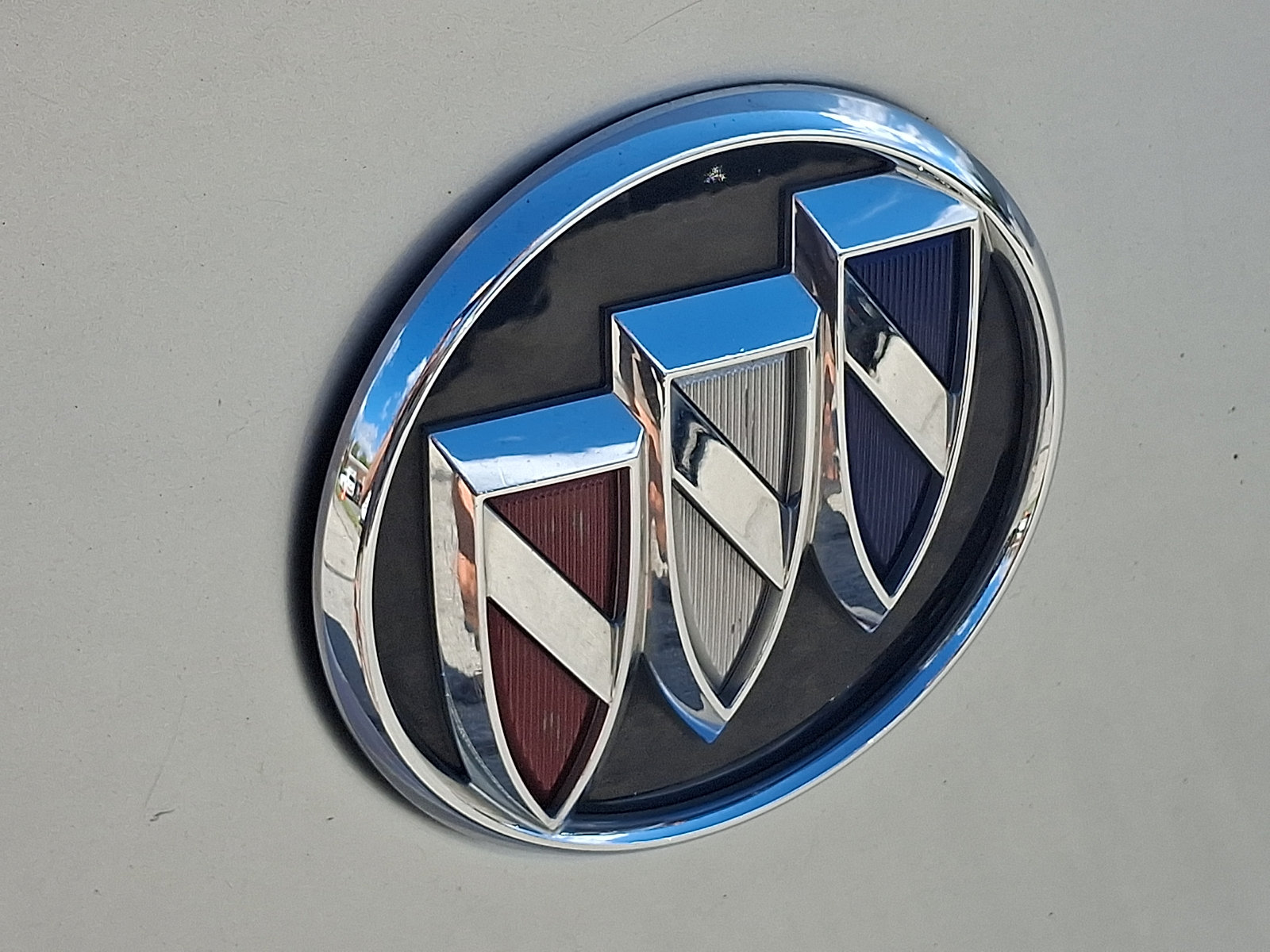 Used 2019 Buick Regal Essence w/ Driver Confidence Package I AWD/4WD image 30