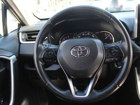 Certified 2021 Toyota RAV4 Limited FWD image 40