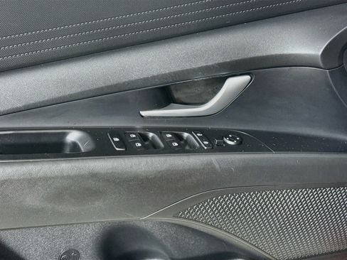 Used 2023 Hyundai Elantra SEL w/ Cargo Package FWD image 24