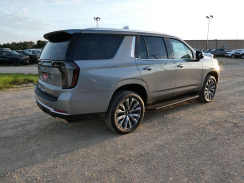 New 2026 Chevrolet Tahoe High Country w/ Sun And Tow Package AWD/4WD image 4