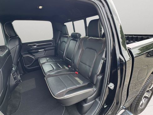 Used 2023 RAM 1500 Laramie AWD/4WD image 19