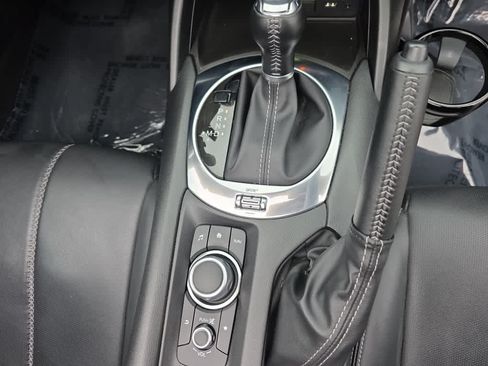 Used 2021 MAZDA MX-5 Miata Grand Touring RWD image 26