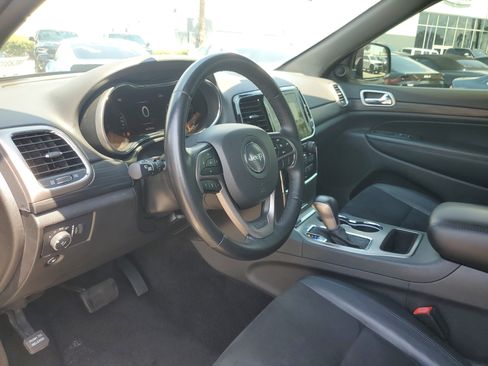 Used 2021 Jeep Grand Cherokee Laredo X RWD image 13