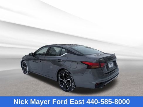 Used 2025 Nissan Altima 2.5 SR image 5