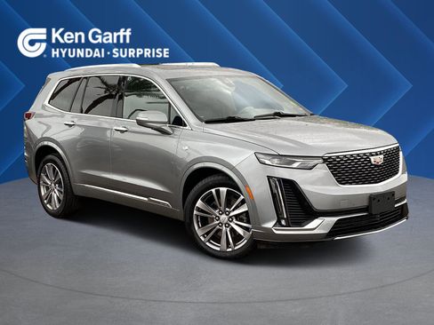 Used 2025 Cadillac XT6 Premium Luxury image 1