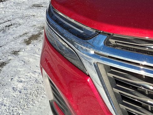 Used 2023 Chevrolet Equinox LT image 14