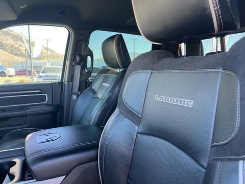 Used 2022 RAM 3500 Laramie w/ Night Edition image 19