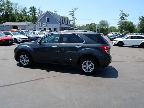 Used 2017 Chevrolet Equinox LT w/ Convenience Package AWD/4WD image 8