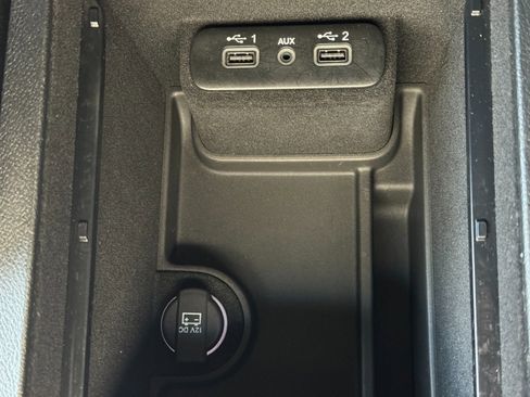 Used 2023 Dodge Charger SXT RWD image 28