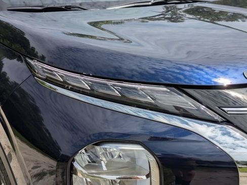 New 2026 Mitsubishi Outlander SEL FWD image 10