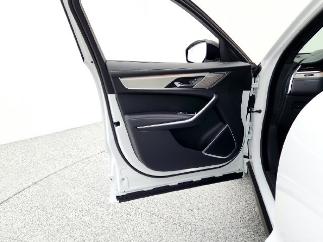Certified 2026 Jaguar F-PACE R-Dynamic S AWD/4WD image 27