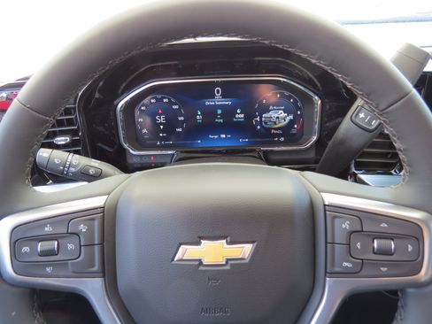 New 2026 Chevrolet Silverado 2500 LT AWD/4WD image 17