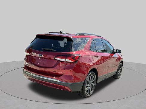 Used 2023 Chevrolet Equinox RS w/ RS Leather Package AWD/4WD image 9