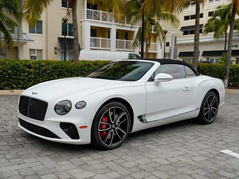 Used 2024 Bentley Continental GT V8 image 52
