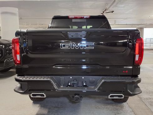 New 2026 GMC Sierra 1500 AT4 w/ AT4 Premium Package AWD/4WD image 9