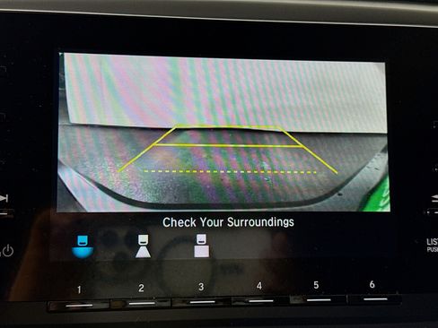 Used 2019 Honda Accord LX image 19