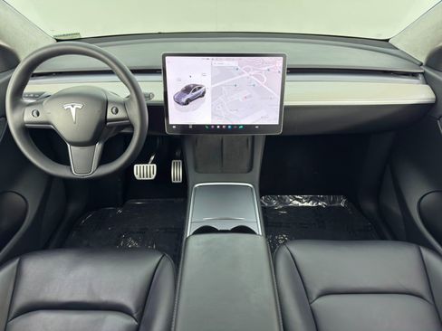 Used 2022 Tesla Model Y Performance image 13