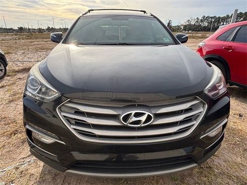 Used 2018 Hyundai Santa Fe Sport image 2