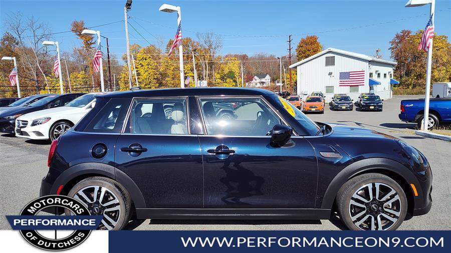 Used 2022 MINI Cooper S FWD image 2