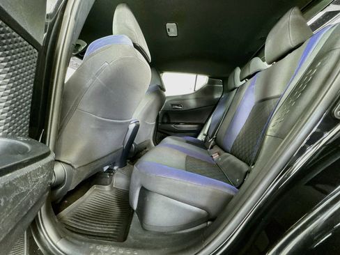Certified 2021 Toyota C-HR XLE FWD image 22