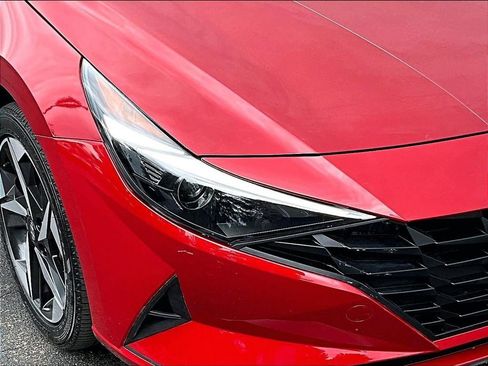 Used 2023 Hyundai Elantra SEL w/ Convenience Package FWD image 30