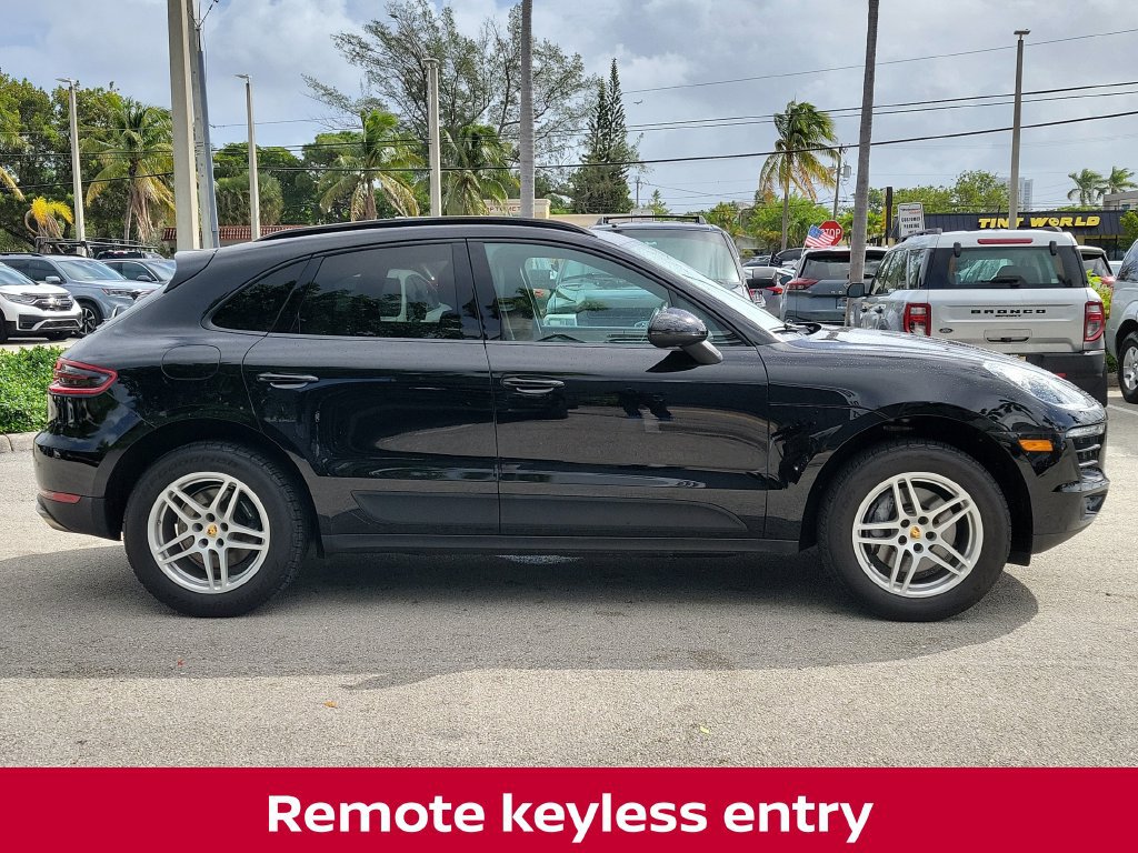 Used 2018 Porsche Macan AWD/4WD image 6