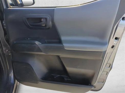 Used 2018 Toyota Tacoma SR image 23