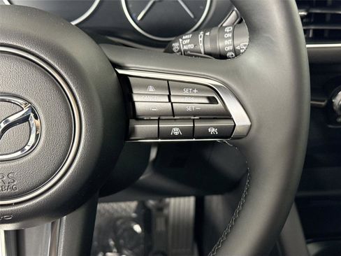 New 2026 MAZDA MAZDA3 Hatchback w/Premium Plus Pkg image 18