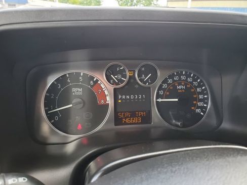 Used 2009 HUMMER H3 AWD/4WD image 13