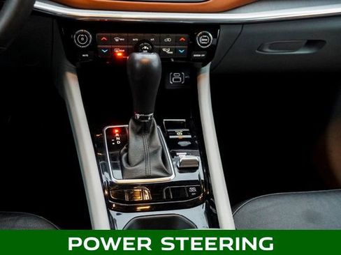 Used 2023 Jeep Compass Limited image 11