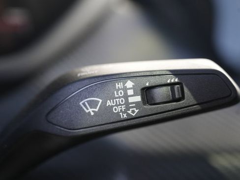 Used 2022 Audi e-tron GT Premium Plus image 50