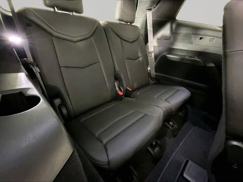 Used 2020 Cadillac XT6 Premium Luxury FWD image 23