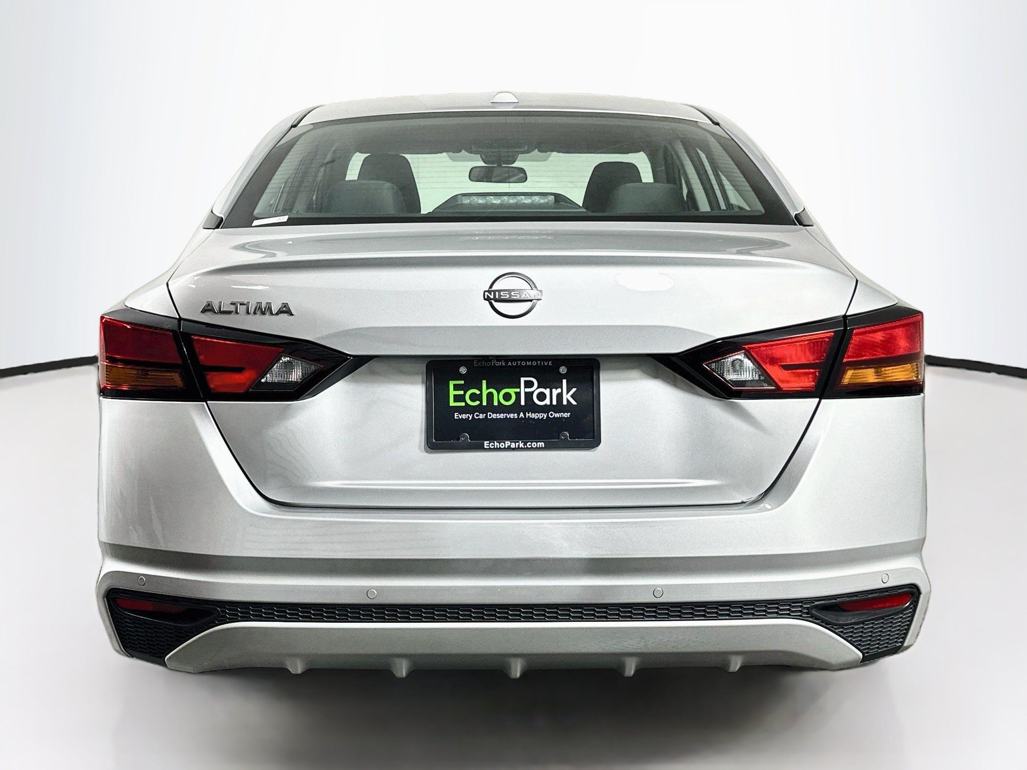 Used 2025 Nissan Altima 2.5 SV FWD image 7