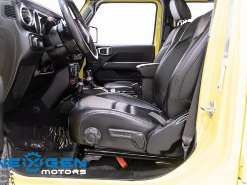 Used 2023 Jeep Wrangler Unlimited Rubicon 392 w/ Xtreme Recon 35" Tire Package image 25