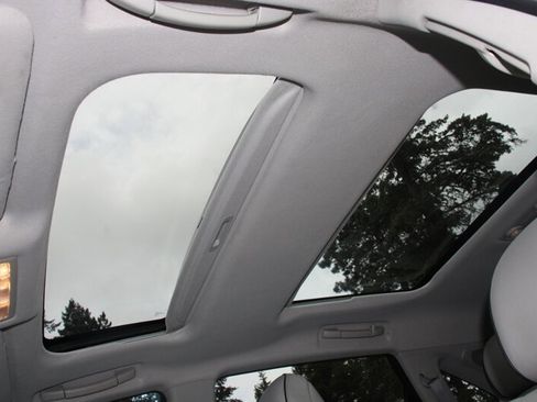 Used 2009 Toyota Venza AWD image 9
