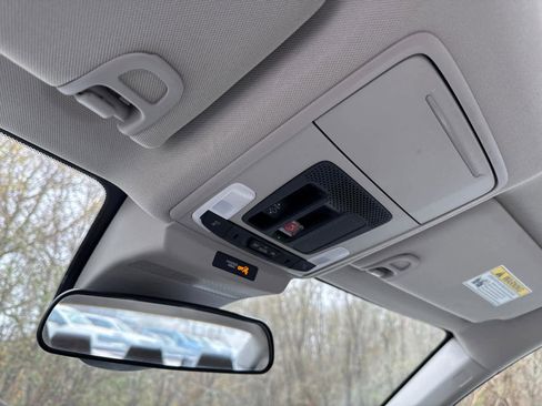 Used 2025 Honda Accord SE image 30