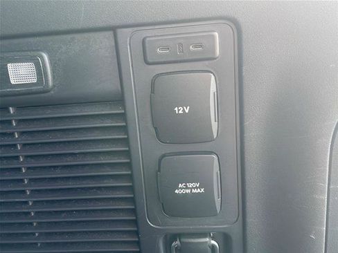 Certified 2025 Ford Expedition Max Active AWD/4WD image 36