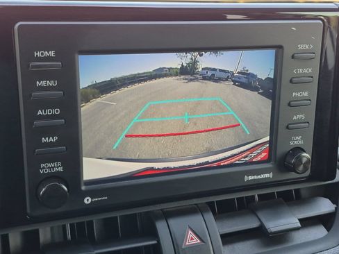 Certified 2022 Toyota RAV4 XLE w/ Convenience Package AWD/4WD image 18