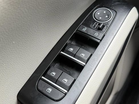 Used 2020 Kia Soul S FWD image 19