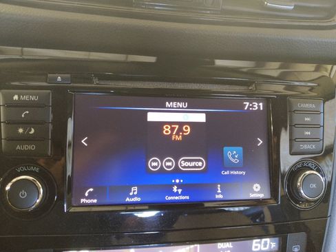 Used 2019 Nissan Rogue Sport SV FWD image 25