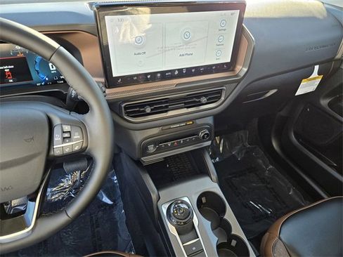 New 2025 Ford Bronco Sport Outer Banks image 17