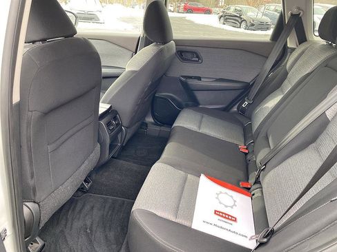 Used 2021 Nissan Rogue S image 12