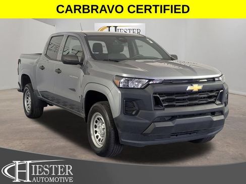 Used 2023 Chevrolet Colorado W/T RWD image 1