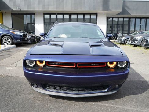 Used 2015 Dodge Challenger SXT Plus image 3