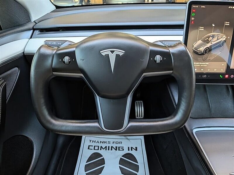 Used 2023 Tesla Model Y Performance AWD/4WD image 19